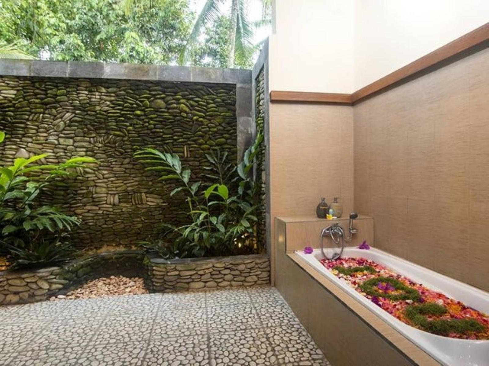 Intan Villa & Suite Ubud Экстерьер фото