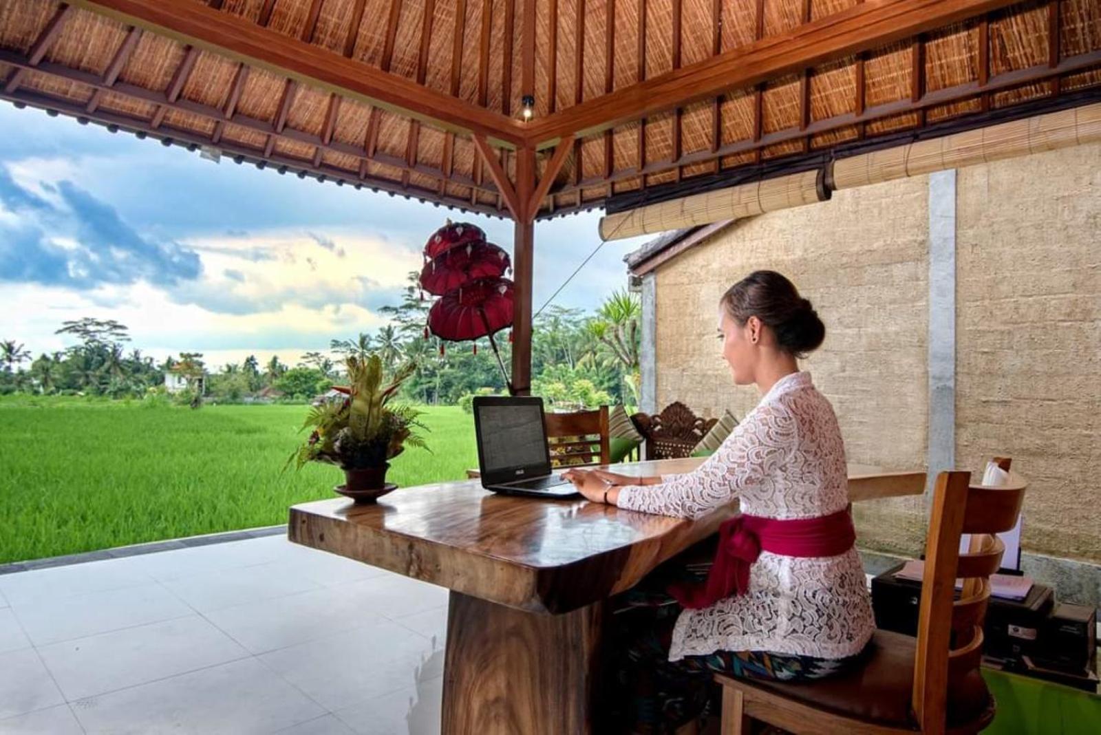 Intan Villa & Suite Ubud Экстерьер фото